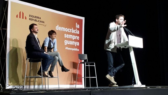 "S'il n'y a pas de majorité indépendantiste, Rajoy, le Roi et la répression gagneront" (ex Podemos)