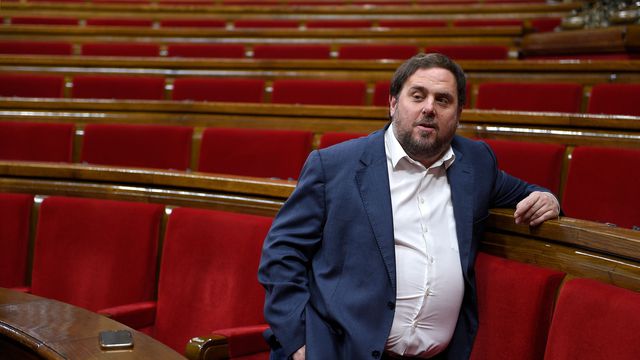 Depuis la prison, Oriol Junqueras demande à Rajoy "d'arrêter la répression" et lui souhaite "un Joyeux Noël" Depuis la prison, Oriol Junqueras demande à Rajoy "d'arrêter la répression" et lui souhaite "un Joyeux Noël"