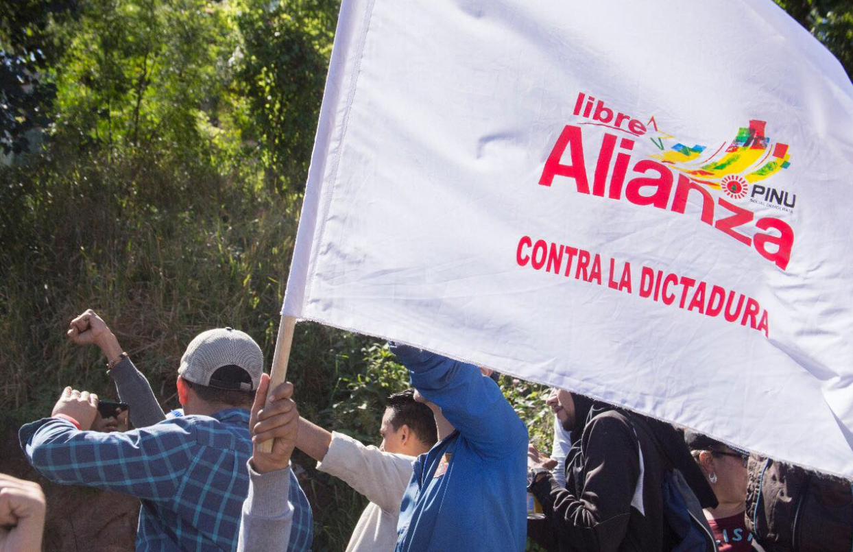Honduras : le MJCF soutient la mobilisation contre la fraude et la dictature