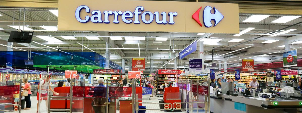 Après avoir touché des millions d'euros de CICE, Carrefour annonce 2 400 suppressions de postes en France grâce aux ordonnances Macron