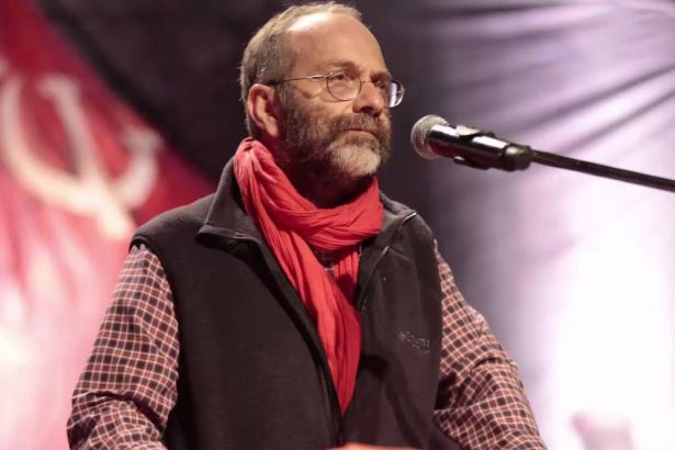 Le secrétaire général du TKP condamné à de la prison pour crime de lèse majesté contre Erdogan Le secrétaire général du TKP condamné à de la prison pour crime de lèse majesté contre Erdogan