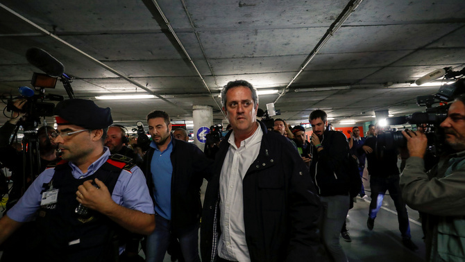 Prisonniers politiques catalans : Joaquim Forn restera en prison malgré l'abandon de son mandat de député Prisonniers politiques catalans : Joaquim Forn restera en prison malgré l'abandon de son mandat de député