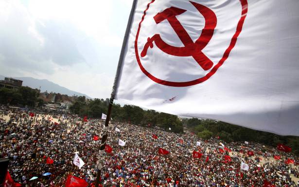 Les communistes et maoïstes fondent un parti commun, le "Communist Party of Nepal"