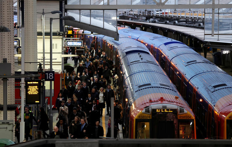 Au Royaume-Uni, les billets de train “les plus chers d’Europe” provoquent la colère