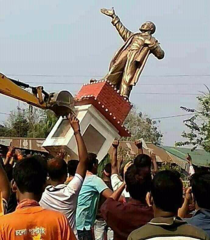 Colère de Pinarayi Vijayan après les violences anticommunistes au Tripura Colère de Pinarayi Vijayan après les violences anticommunistes au Tripura