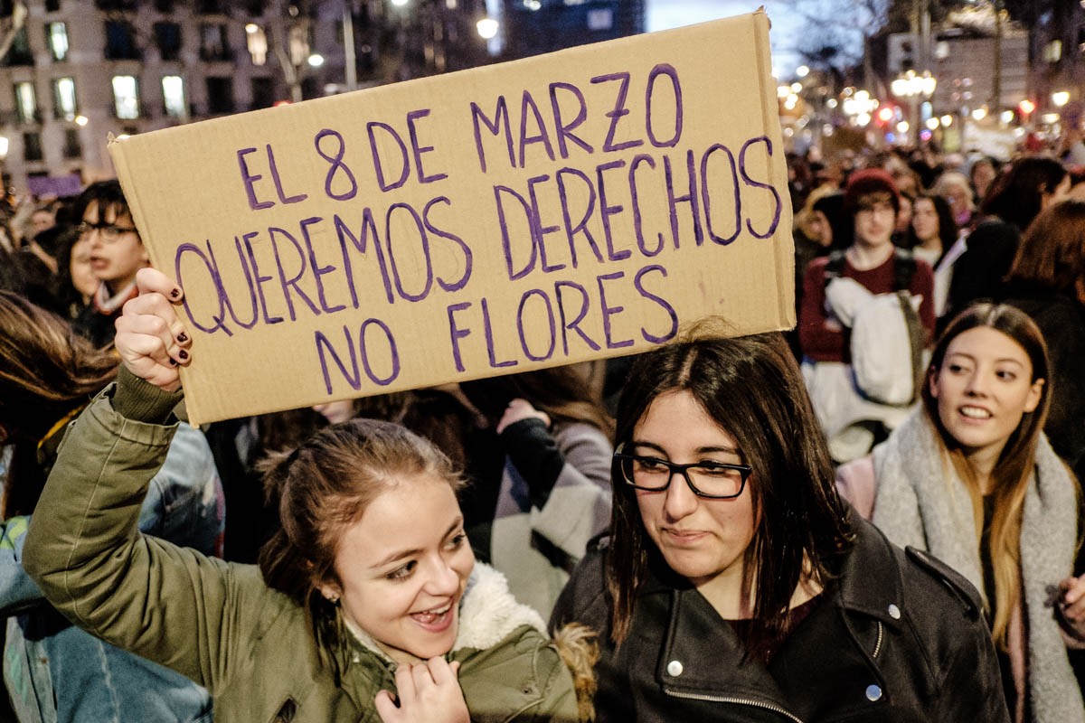 Grève féministe historique en Catalogne le 8 mars !