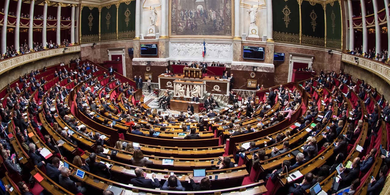 L'Assemblée rejette une proposition de loi du PCF contre les marchands de sommeil L'Assemblée rejette une proposition de loi du PCF contre les marchands de sommeil