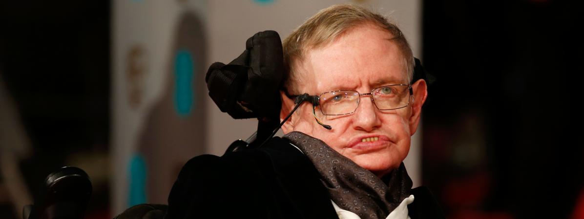 L'astrophysicien britannique Stephen Hawking est mort à l'âge de 76 ans L'astrophysicien britannique Stephen Hawking est mort à l'âge de 76 ans