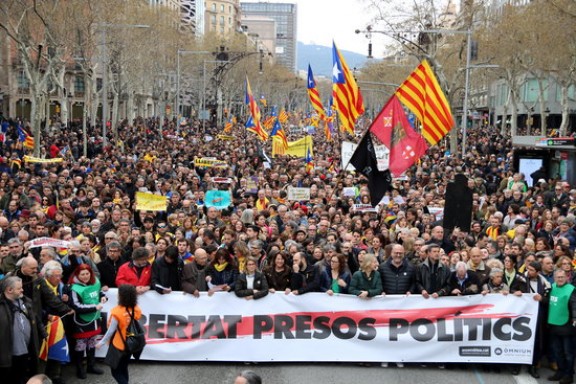 La Catalogne se réveille avec son Président en prison