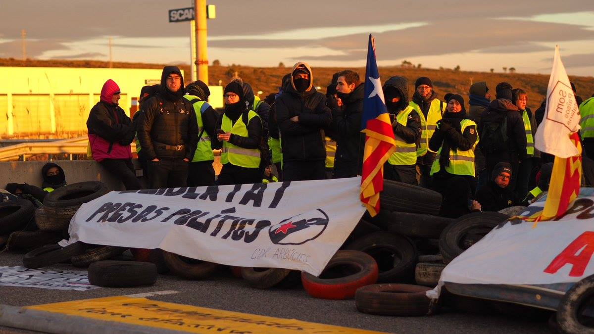 La Catalogne toujours bloquée ce matin, les CDR ne relâchent pas la pression