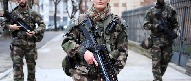 Les député.e.s communistes refusent la loi de programmation militaire Les député.e.s communistes refusent la loi de programmation militaire