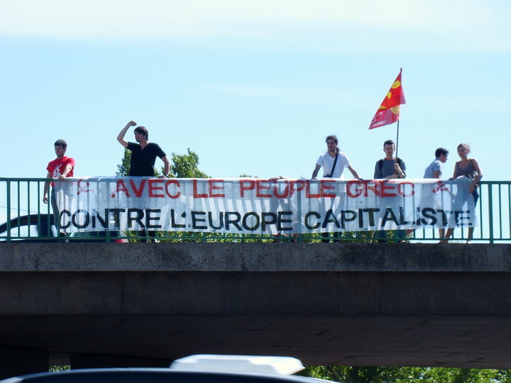 "Avec le Peuple Grec, Contre l'Europe Capitaliste"