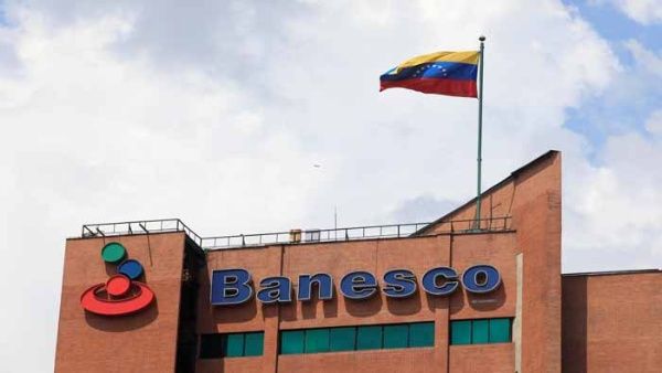 Le Venezuela prend le contrôle de la principale banque privée Le Venezuela prend le contrôle de la principale banque privée