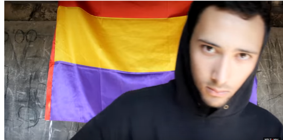 Condamné à trois ans et demi de prison pour "injures à la Couronne", Le rappeur Valtonyc fuit l'Espagne