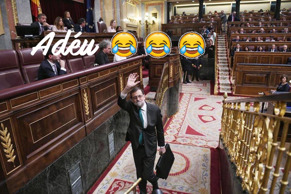 Mariano Rajoy vient d'être destitué !
