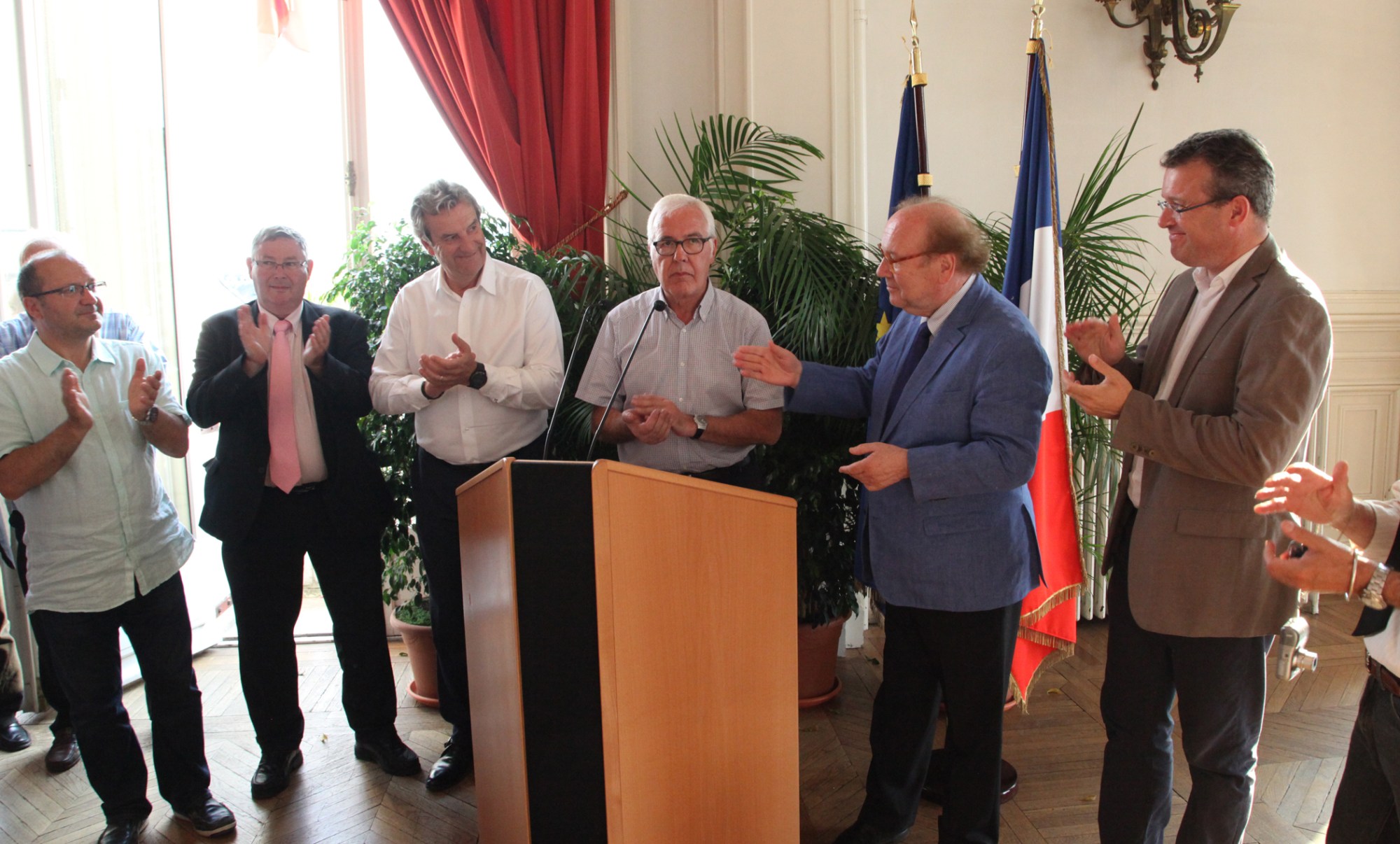 Corbeil-Essonnes : 11,98 % de participation et Jean-Pierre Bechter (LR) élu Corbeil-Essonnes : 11,98 % de participation et Jean-Pierre Bechter (LR) élu