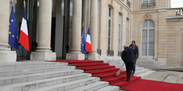 Vincent Crase, un deuxième collaborateur de l'Elysée visé dans l'affaire Benalla Vincent Crase, un deuxième collaborateur de l'Elysée visé dans l'affaire Benalla