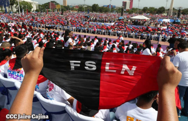 Les sandinistes (FSLN) tiennent bons face aux violences putschistes au Nicaragua Les sandinistes (FSLN) tiennent bons face aux violences putschistes au Nicaragua