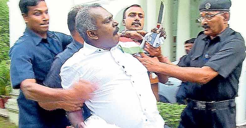 Inde : Attentat déjoué contre Pinarayi Vijayan, Chief minister du Kerala