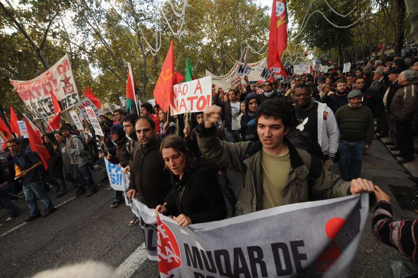 Grande journée de lutte du peuple portugais contre l'OTAN Grande journée de lutte du peuple portugais contre l'OTAN