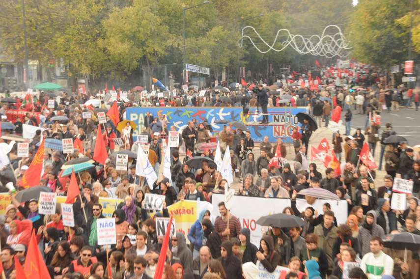 Grande journée de lutte du peuple portugais contre l'OTAN Grande journée de lutte du peuple portugais contre l'OTAN
