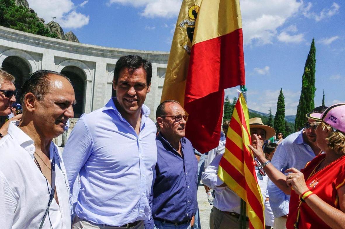 En Espagne, le cousin du roi manifeste avec l'extrême droite fasciste