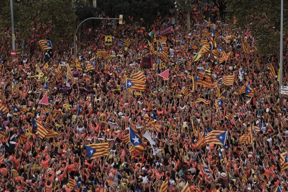 Plus d'un million de personnes à Barcelone pour "Faire la République" Plus d'un million de personnes à Barcelone pour "Faire la République"