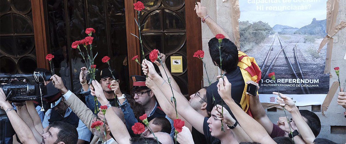 Il y a un an, l'Espagne lançait son "cop d'estat" contre la Generalitat de Catalunya