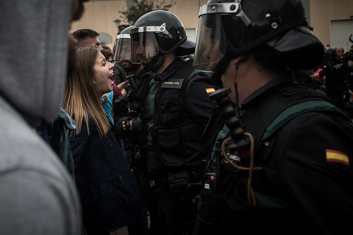 "1-O" : Le documentaire qui retrace la journée du référendum catalan d'autodétermination