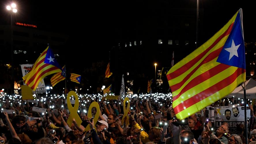 Manifestations en Catalogne pour dénoncer l’emprisonnement des dirigeants indépendantistes