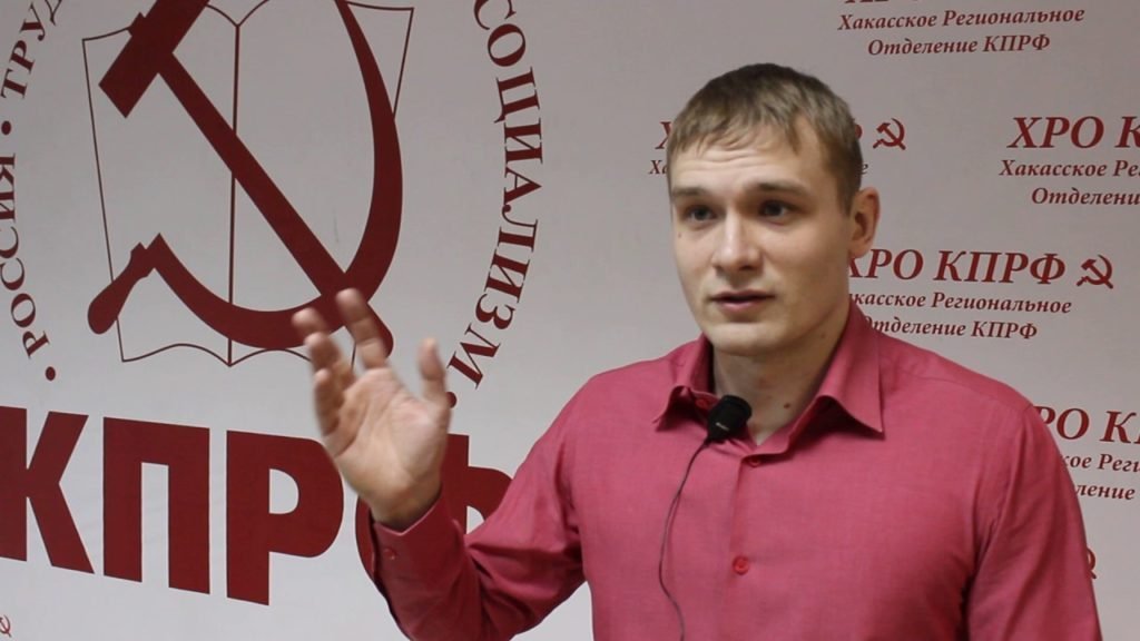 Valentin Konovalov (KPRF) devient le troisième candidat communiste à remporter des élections provinciales en 2018