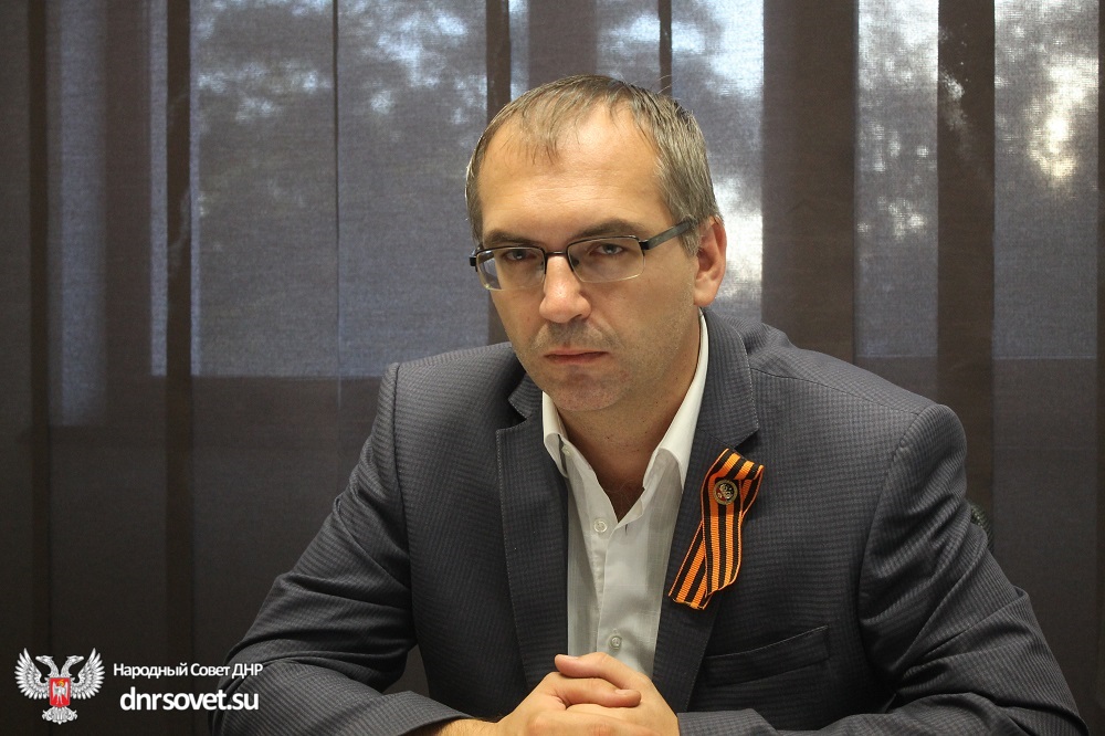 Le communiste Vladimir Bidyovka élu à la tête du Soviet de la République Populaire de Donetsk Le communiste Vladimir Bidyovka élu à la tête du Soviet de la République Populaire de Donetsk