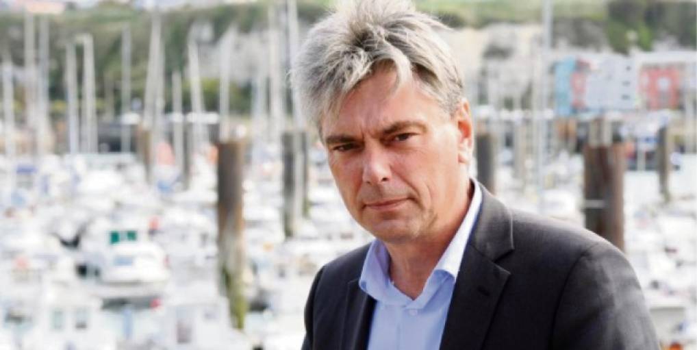 Gilets jaunes : Sébastien Jumel (PCF) lance une motion de censure pour renverser le gouvernement