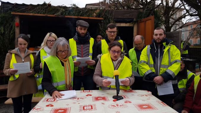 A Commercy (Meuse), les gilets jaunes appellent à créer des soviets pour éviter la récupération