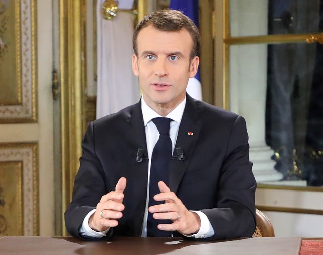 "Que dalle", "bidon", sur Facebook, les "gilets jaunes" insatisfaits par les annonces d'Emmanuel Macron "Que dalle", "bidon", sur Facebook, les "gilets jaunes" insatisfaits par les annonces d'Emmanuel Macron