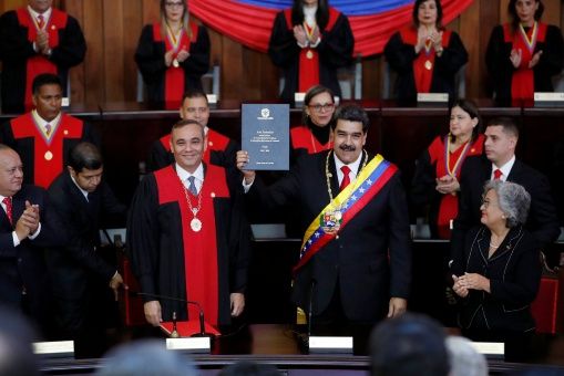 Venezuela : Nicolás Maduro est officiellement assermenté pour son second mandat