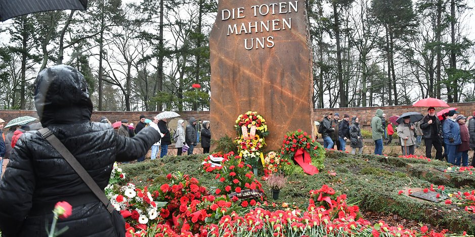 La gauche allemande (et européenne) rend hommage à Rosa Luxemburg à l'occasion du centenaire de son meurtre