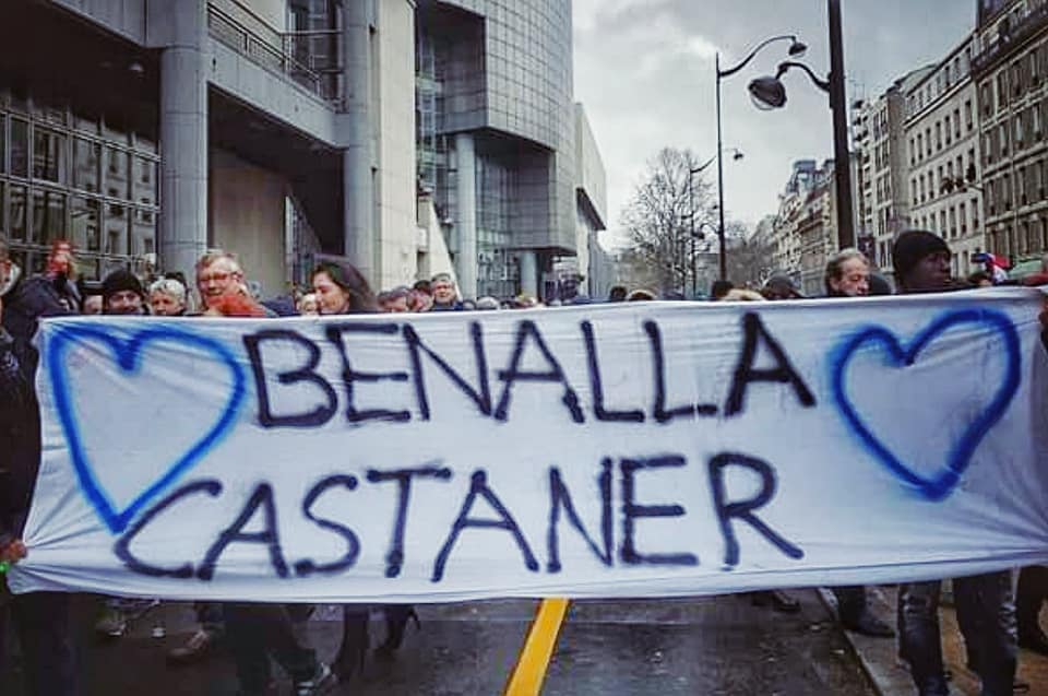 "Les jaunes, nous on les exploite" bienvenue dans la manifestation des "foulards rouges"