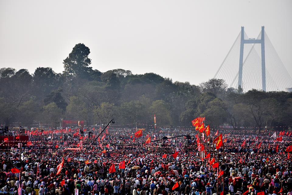 Un million de communistes rassemblés à Kolkata pour la "people brigade"
