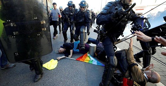 Gilets Jaunes Nice : Emmanuel Macron suscite l'indignation du PCF