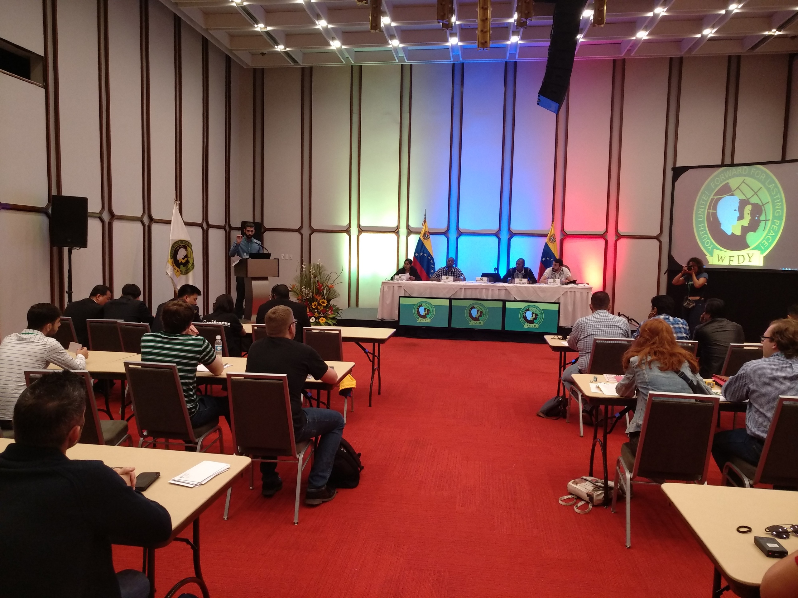 Le Komsomol du Belarus rejoint la Fédération Mondiale de la Jeunesse Démocratique Le Komsomol du Belarus rejoint la Fédération Mondiale de la Jeunesse Démocratique