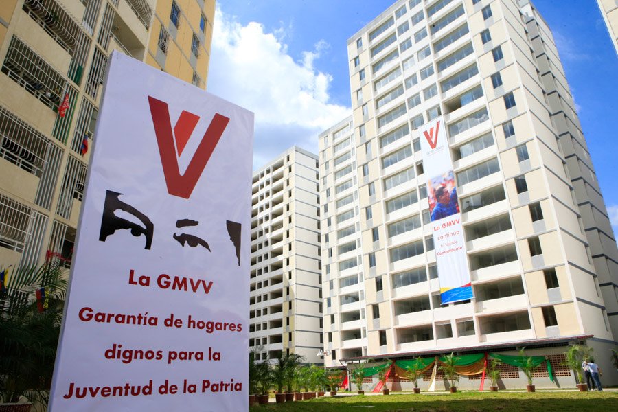 Malgré les sanctions et la guerre économique, le gouvernement du Venezuela livre la 2,6 millionième maison