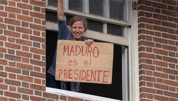 Comment ceux qui protègent l’ambassade du Venezuela à Washington ont mis en fuite le soi-disant « ambassadeur » de Guaidó Comment ceux qui protègent l’ambassade du Venezuela à Washington ont mis en fuite le soi-disant « ambassadeur » de Guaidó