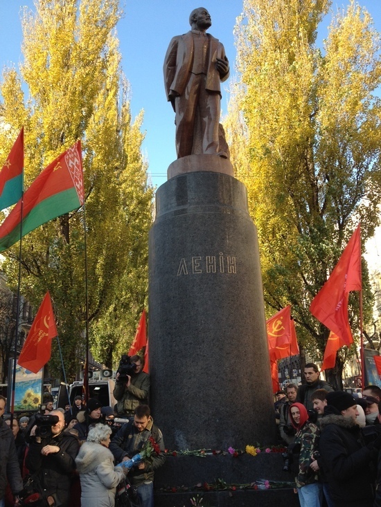 L'Ukraine a célébré les 94 ans de la Révolution d'Octobre L'Ukraine a célébré les 94 ans de la Révolution d'Octobre