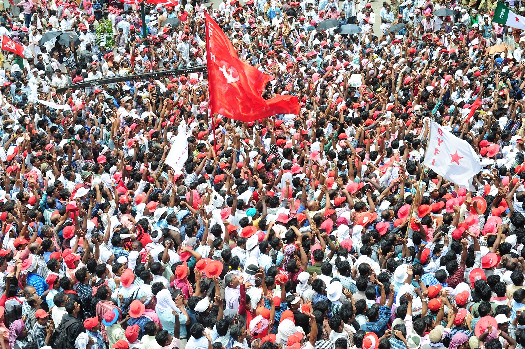 Le CPI(M) s'engage favorablement pour un rapprochement avec le Parti Communiste d'Inde