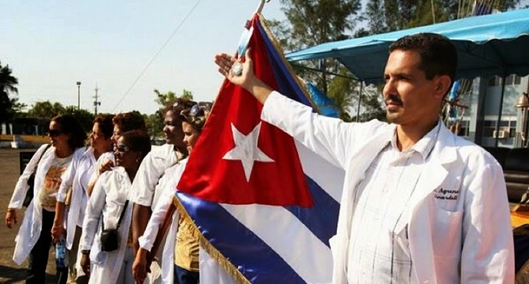 Flávio Dino (PCdoB), gouverneur du Maranhão, veut faire revenir les médecins cubains sans l'aval de Bolsonaro Flávio Dino (PCdoB), gouverneur du Maranhão, veut faire revenir les médecins cubains sans l'aval de Bolsonaro