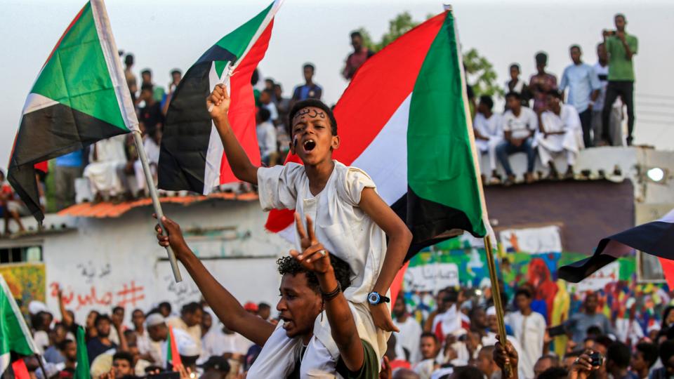 Méfiez-vous des trahisons de l'armée, le Parti communiste soudanais met en garde les manifestant.e.s