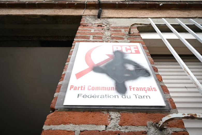 Tarn : la permanence du Parti communiste taguée par les fascistes