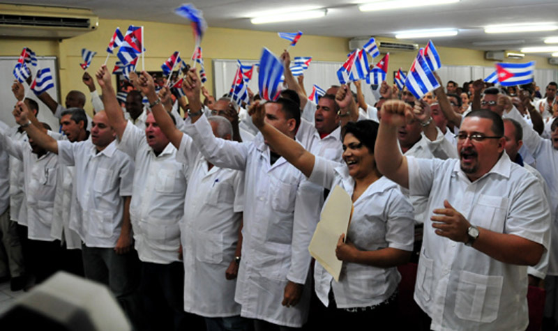 Polynésie Française : Oscar Temaru propose d'embaucher des médecins cubains