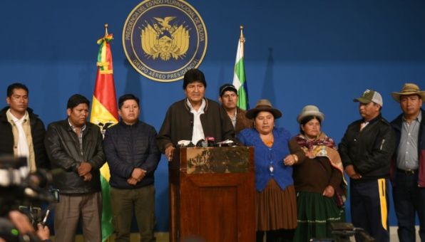Evo Morales annonce de nouvelles élections et appelle à la paix en Bolivie
